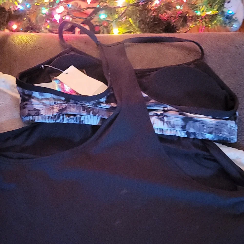 TYR Performance Top - Picture 3 of 12